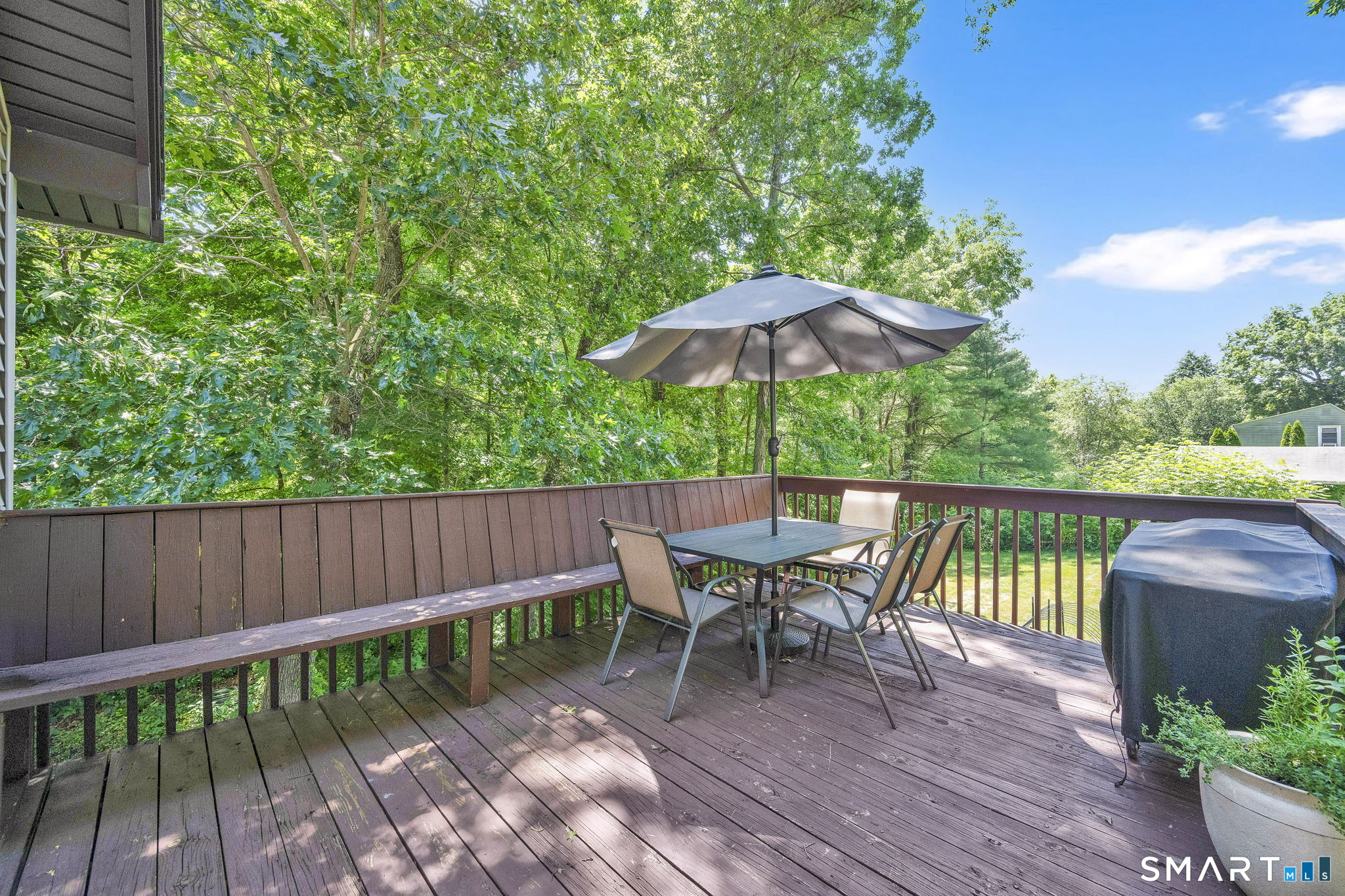 20 North Road East Granby CT 06026