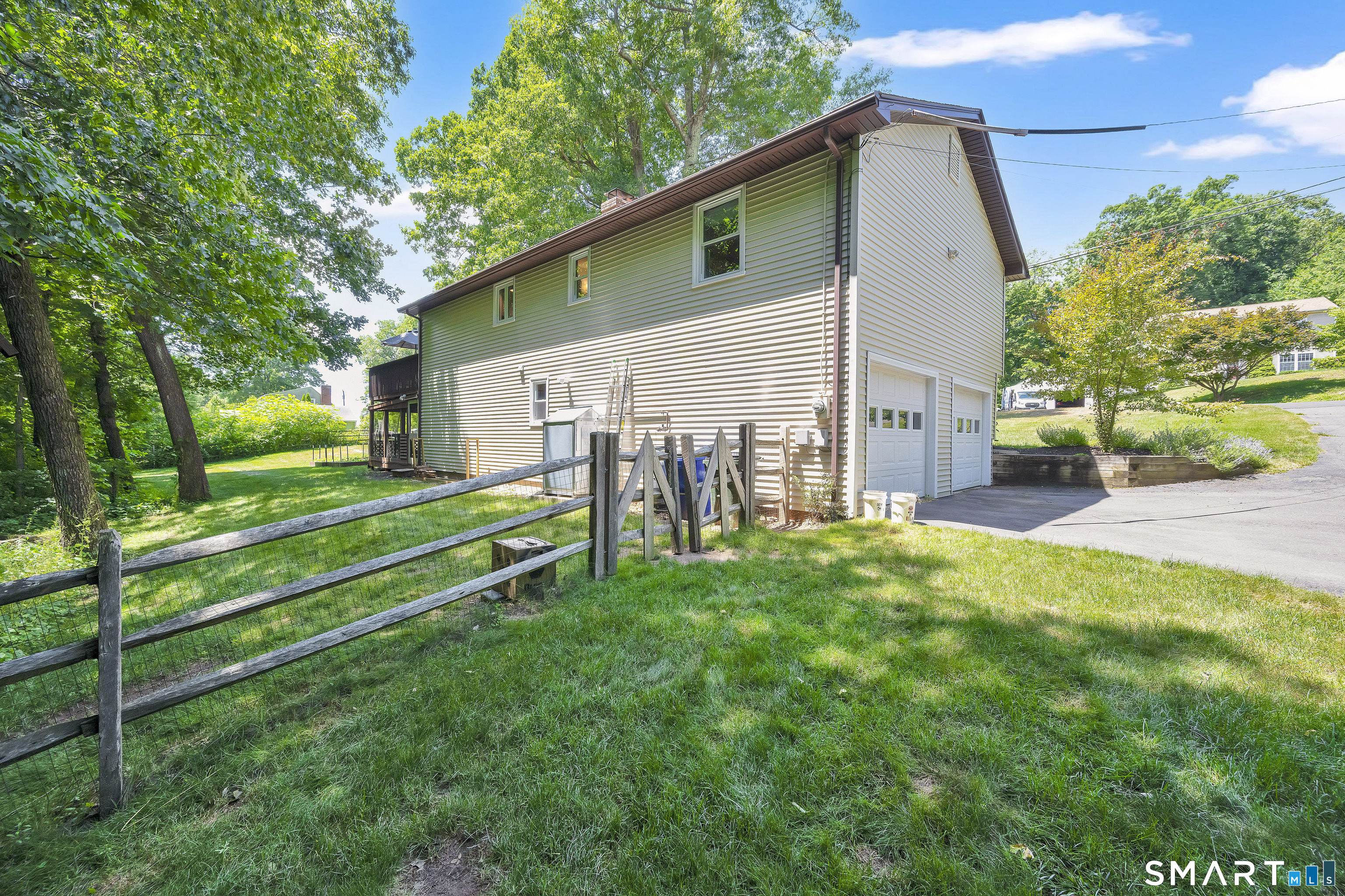 20 North Road East Granby CT 06026