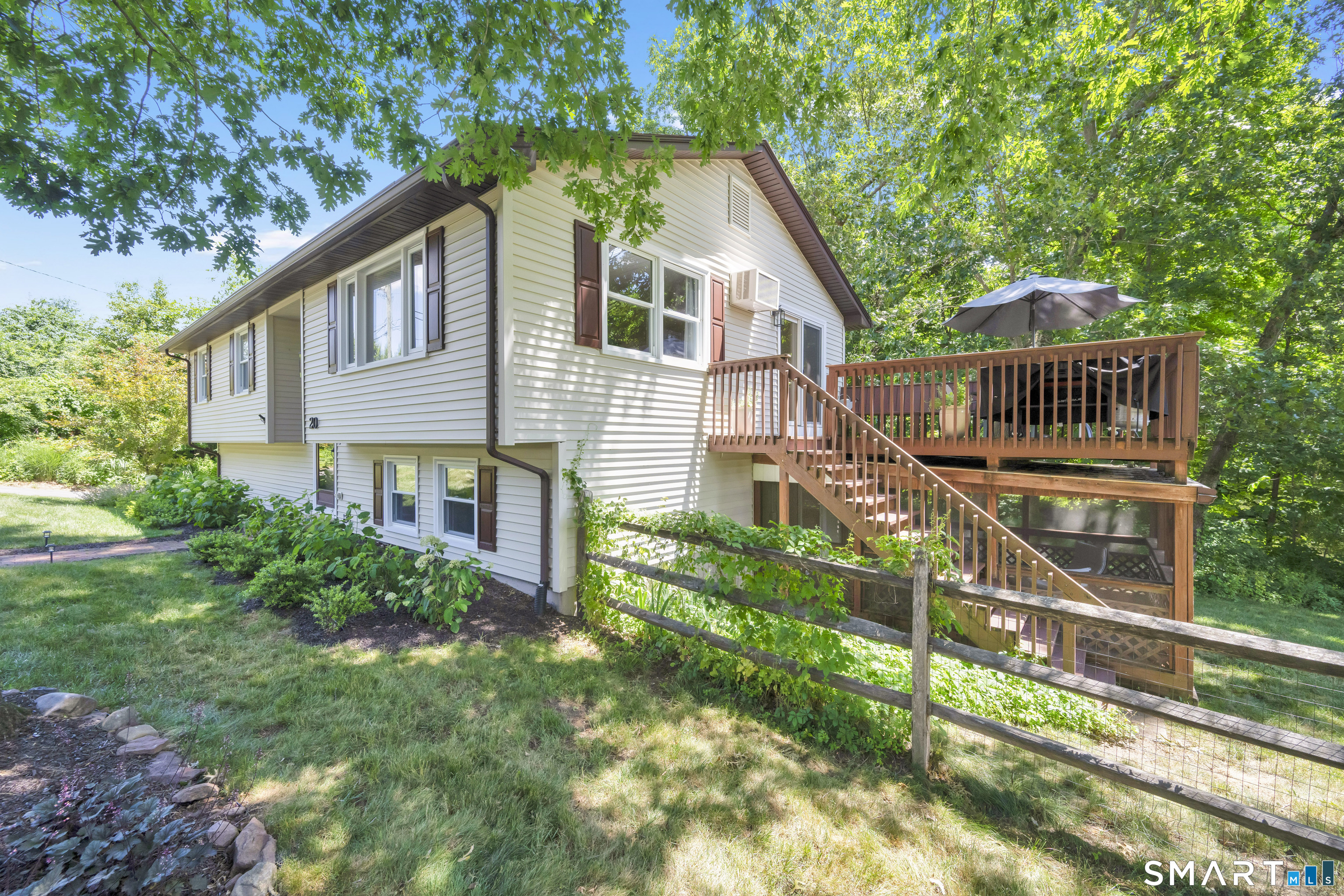 20 North Road East Granby CT 06026