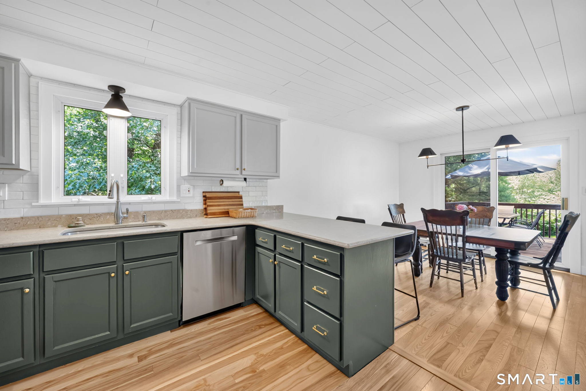 20 North Road East Granby CT 06026