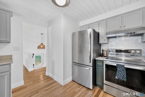 20 North Road East Granby CT 06026