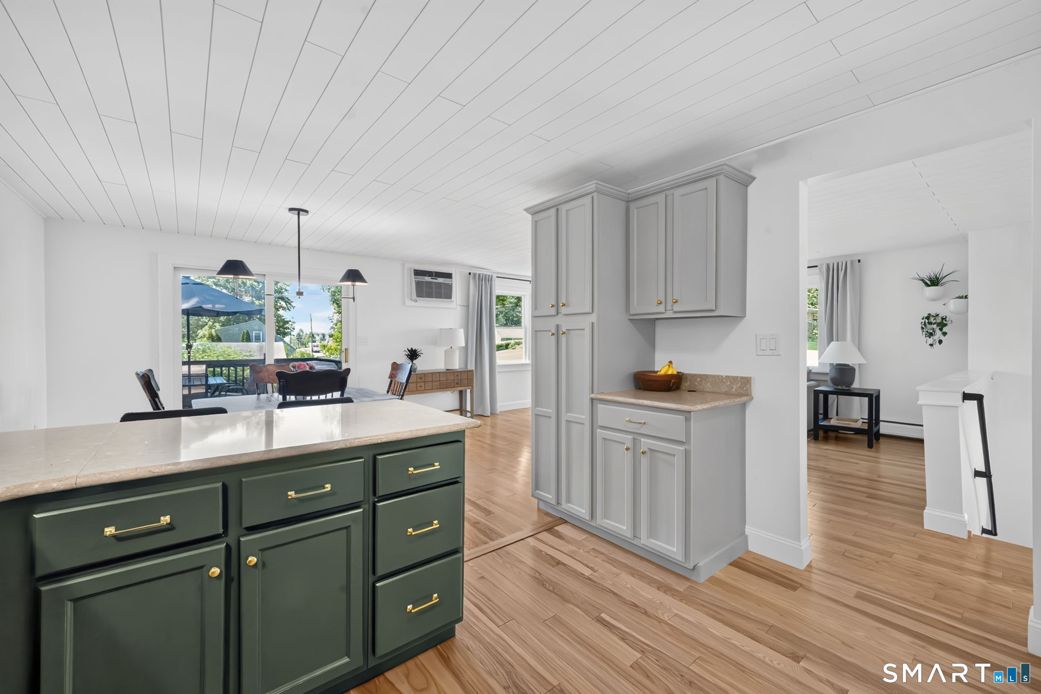 20 North Road East Granby CT 06026