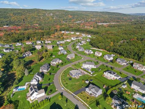 248 N Ridge Court Southington CT 06489