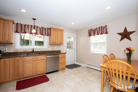154 Meeting House Hill Road Durham CT 06422