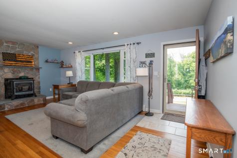 154 Meeting House Hill Road Durham CT 06422