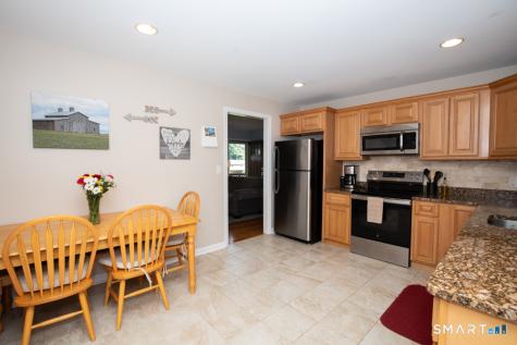 154 Meeting House Hill Road Durham CT 06422