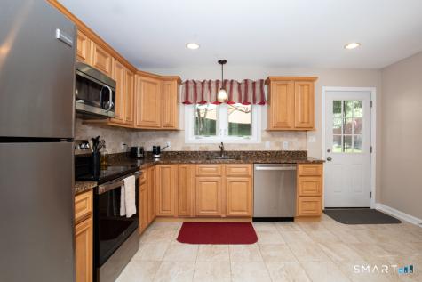 154 Meeting House Hill Road Durham CT 06422