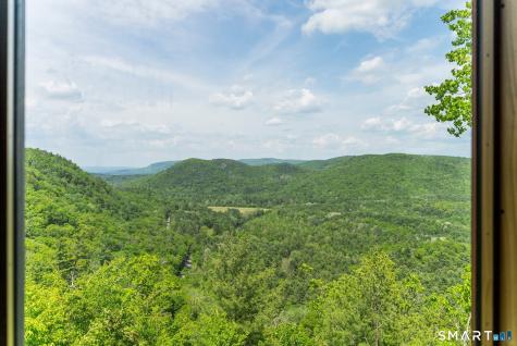 6 Claudia Lane Sharon CT 06069