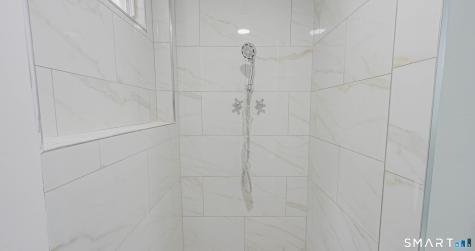 24 Sunfield Circle Waterbury CT 06708