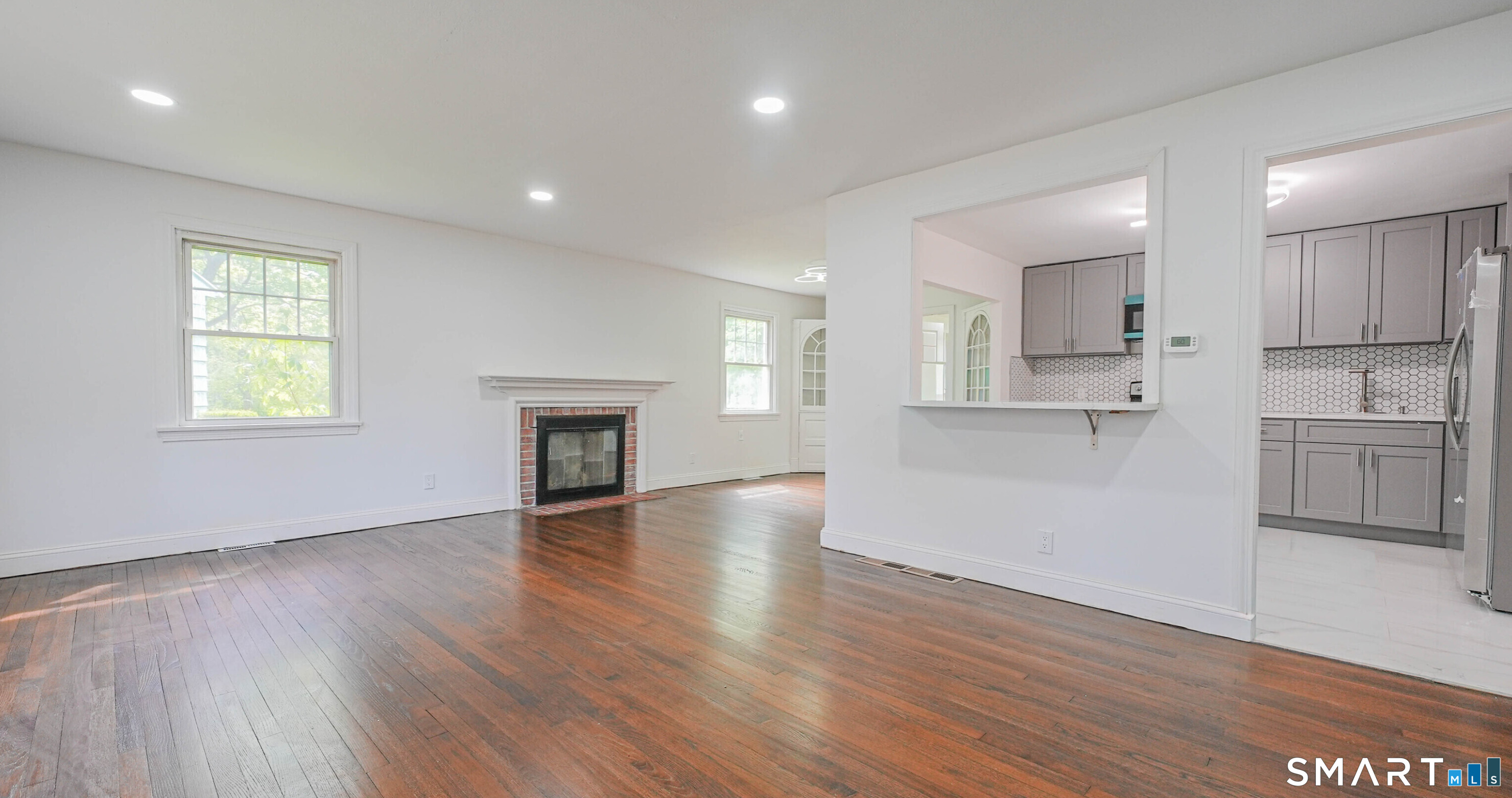 24 Sunfield Circle Waterbury CT 06708