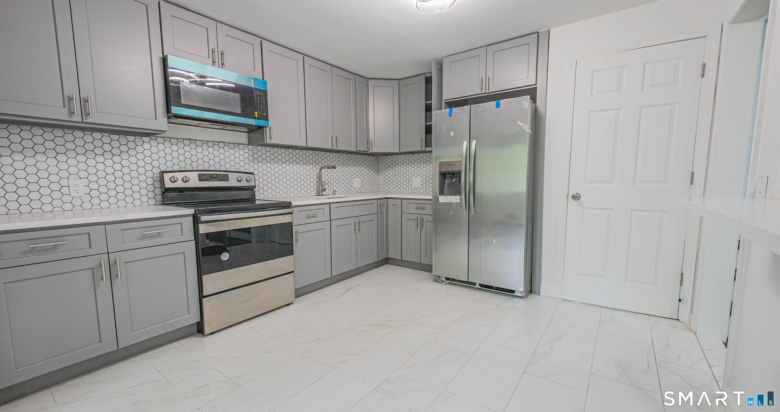 24 Sunfield Circle Waterbury CT 06708