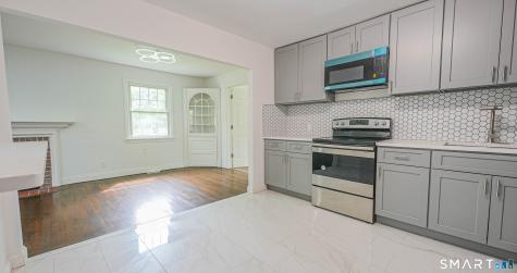 24 Sunfield Circle Waterbury CT 06708