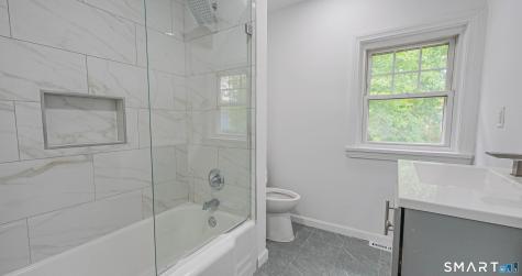 24 Sunfield Circle Waterbury CT 06708