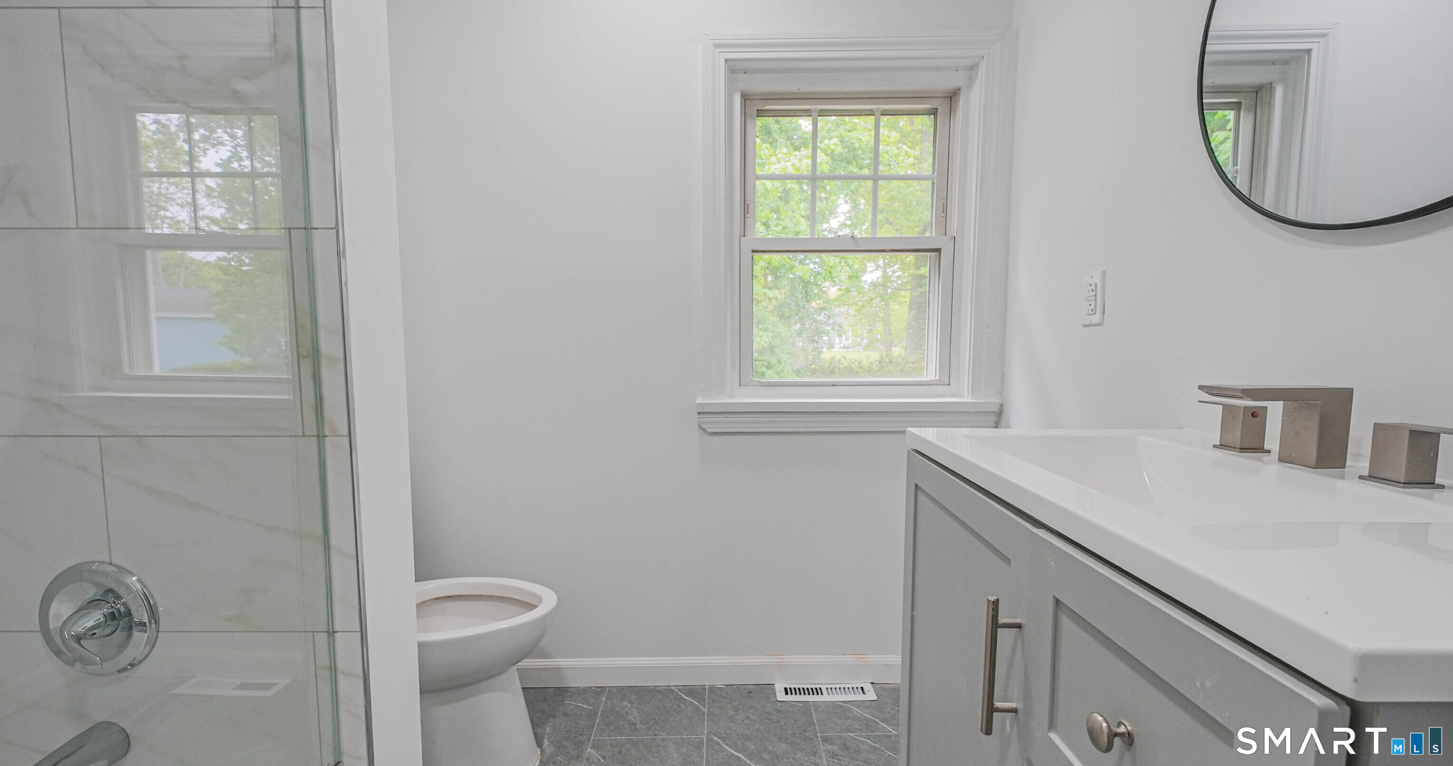 24 Sunfield Circle Waterbury CT 06708