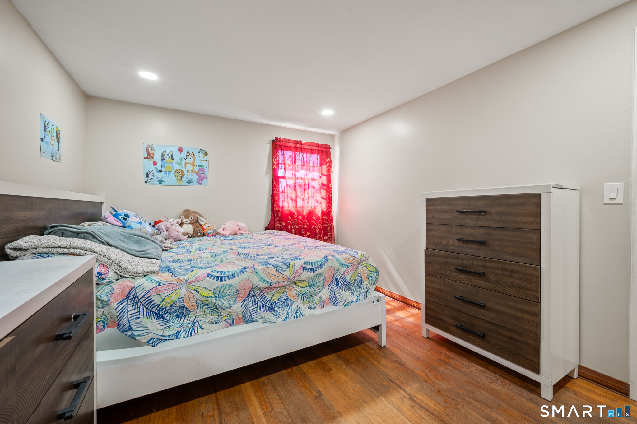 18 Crestwood Trail East Hartford CT 06118