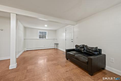 18 Crestwood Trail East Hartford CT 06118