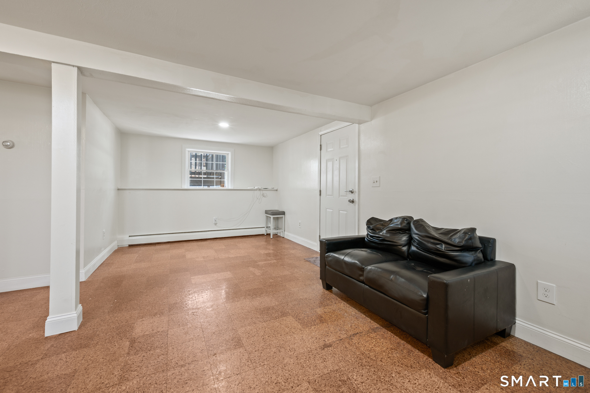18 Crestwood Trail East Hartford CT 06118