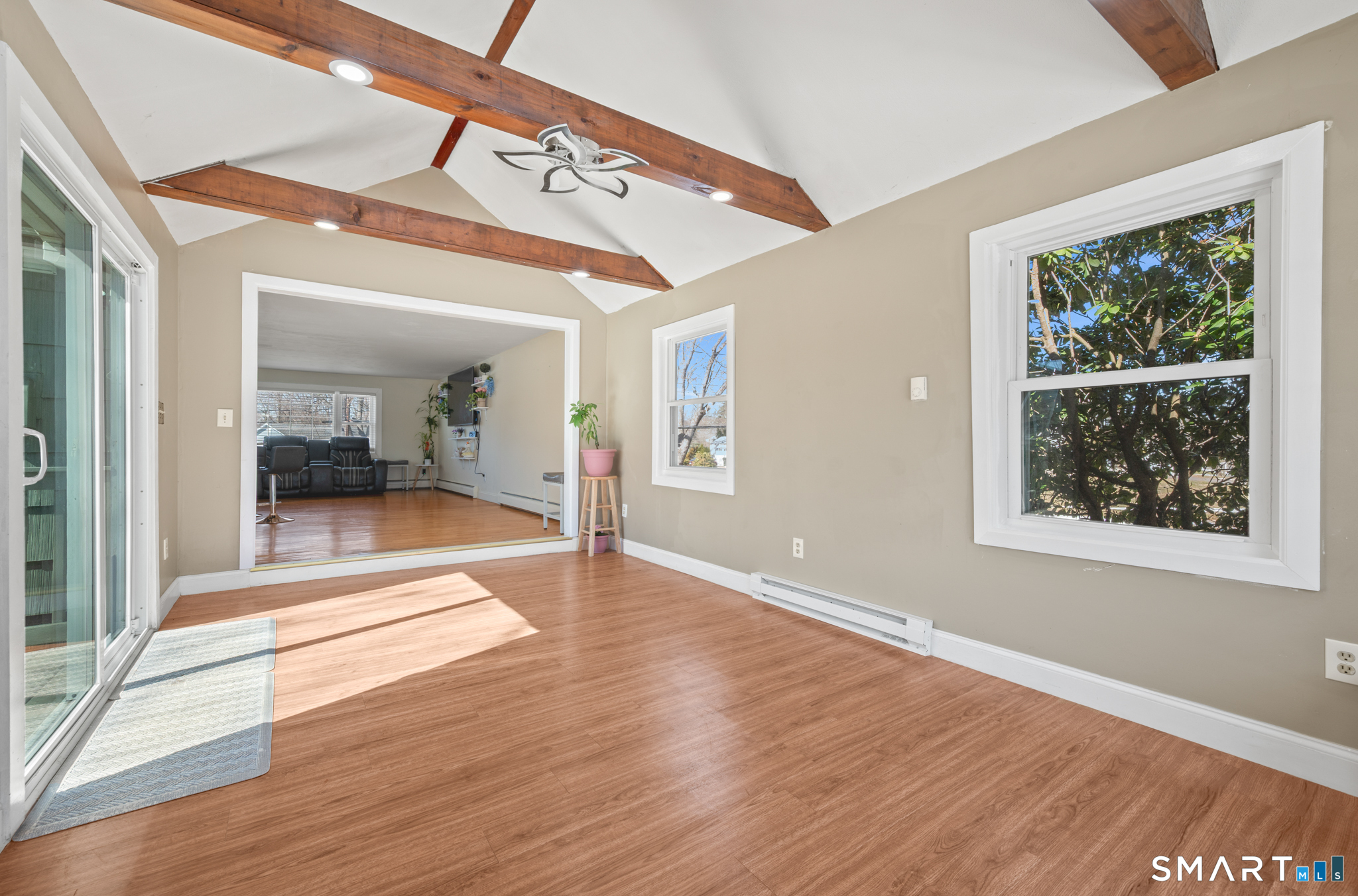 18 Crestwood Trail East Hartford CT 06118