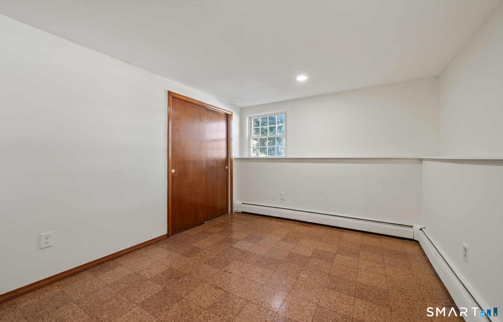 18 Crestwood Trail East Hartford CT 06118