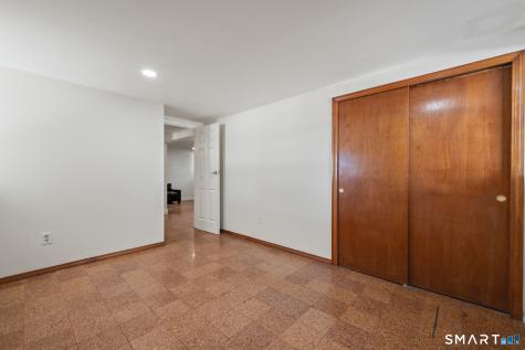 18 Crestwood Trail East Hartford CT 06118