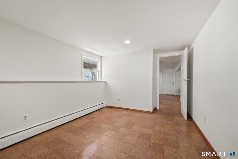 18 Crestwood Trail East Hartford CT 06118