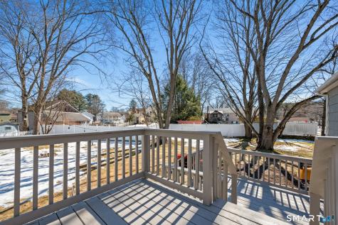 18 Crestwood Trail East Hartford CT 06118