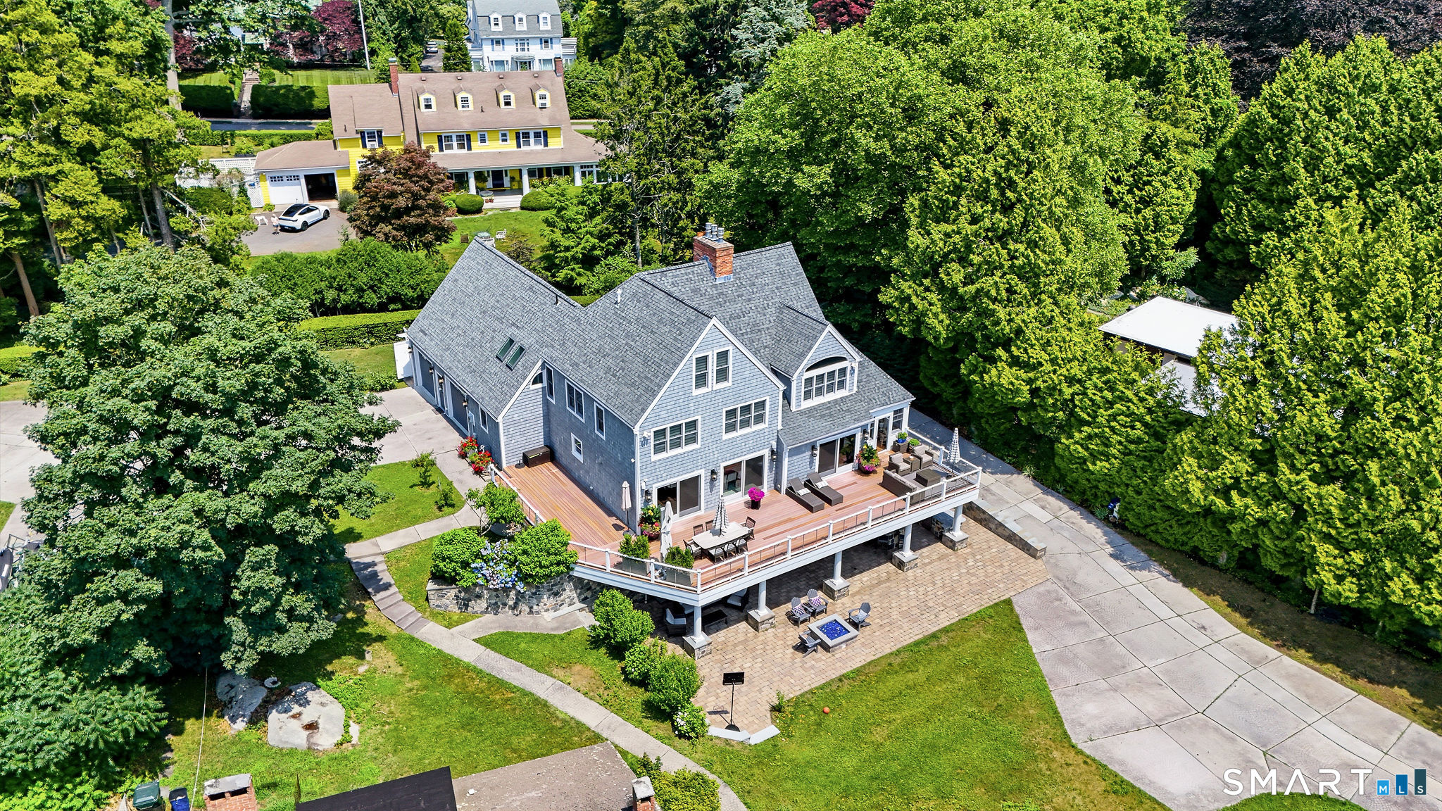 929 Pequot Avenue New London CT 06320