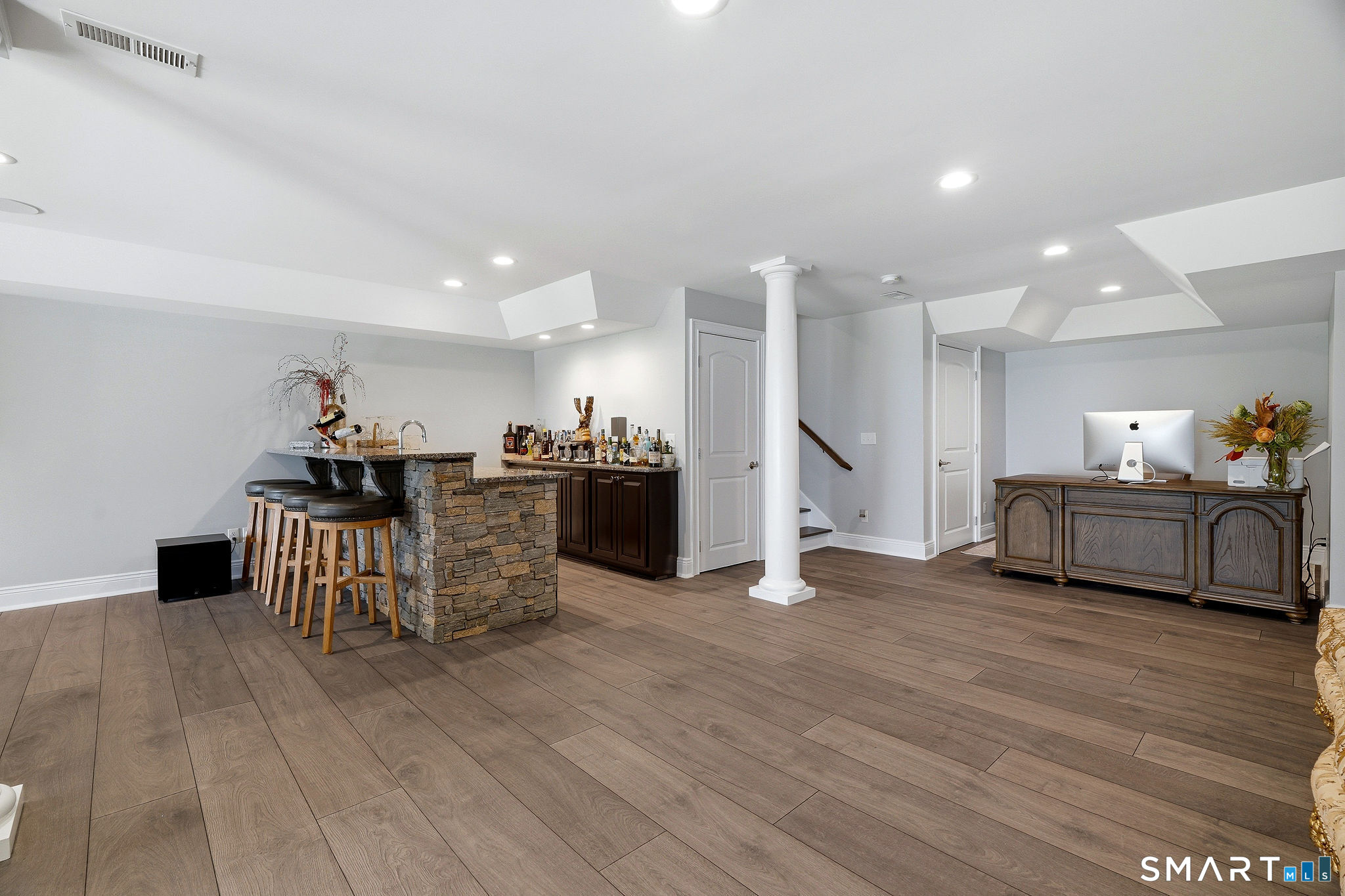 929 Pequot Avenue New London CT 06320