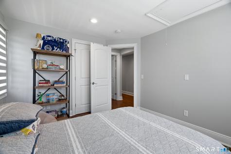 929 Pequot Avenue New London CT 06320