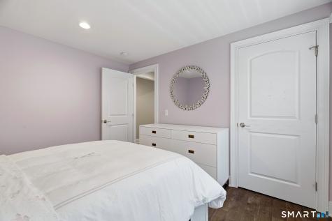 929 Pequot Avenue New London CT 06320