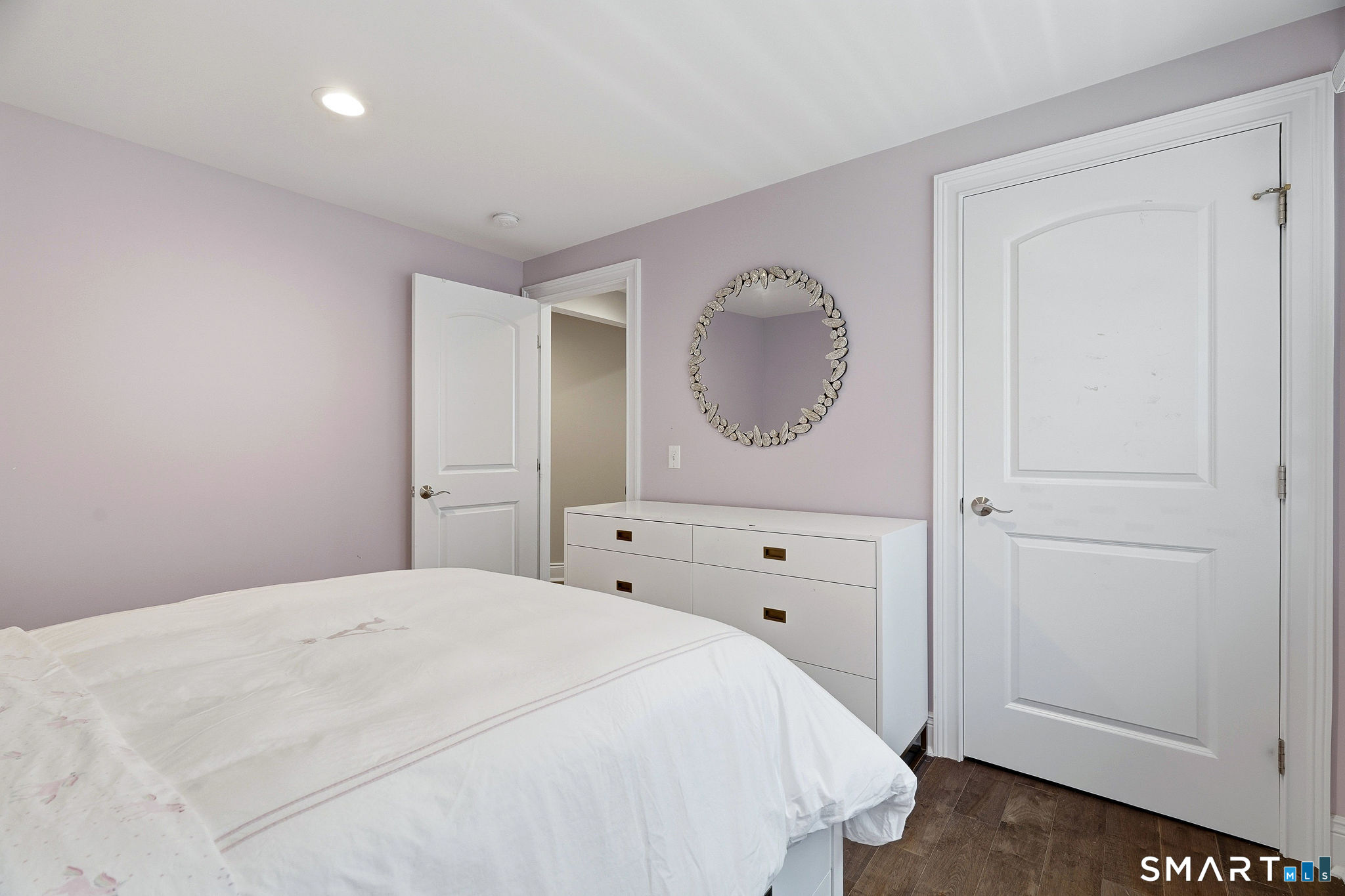 929 Pequot Avenue New London CT 06320
