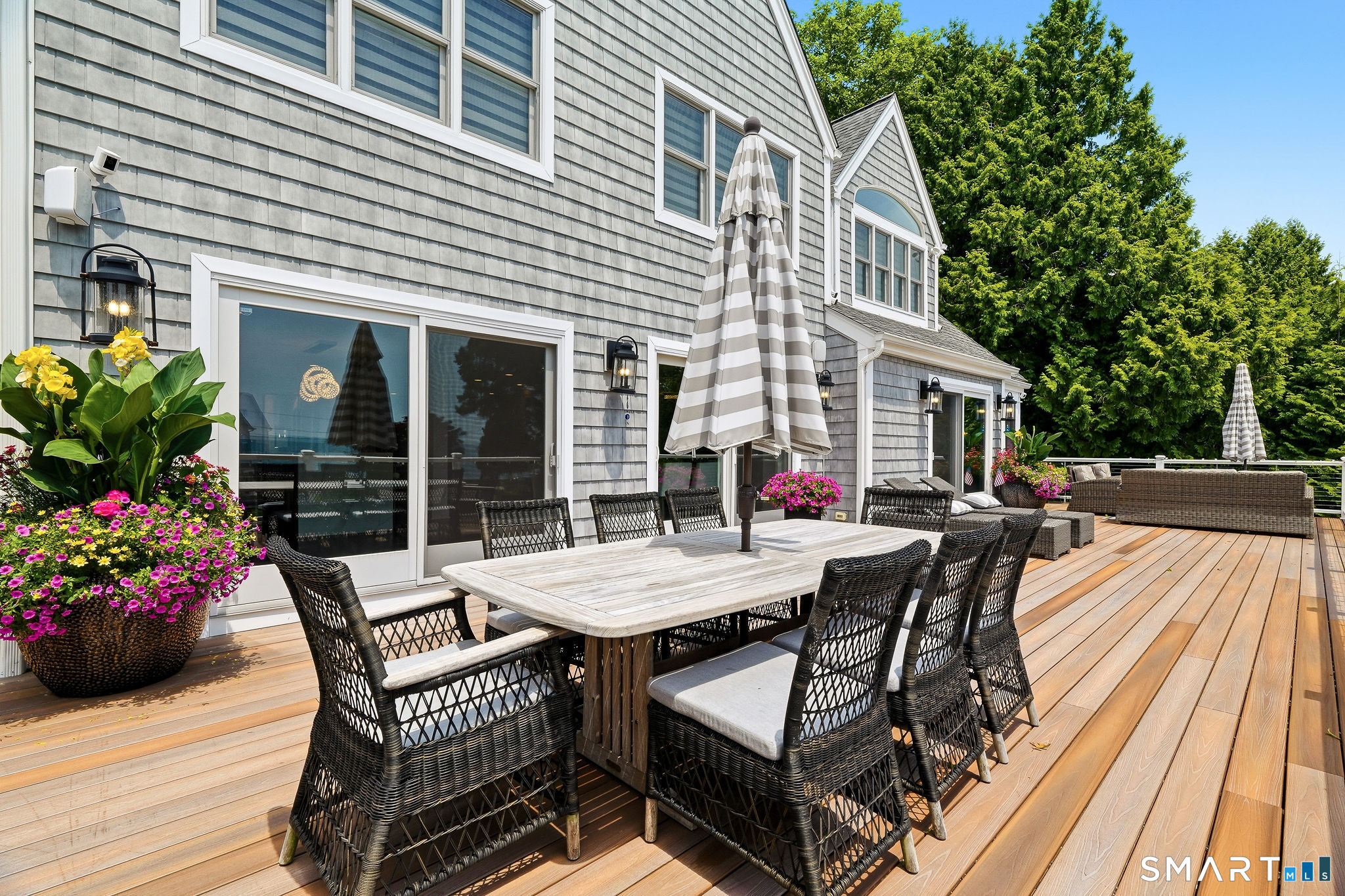 929 Pequot Avenue New London CT 06320