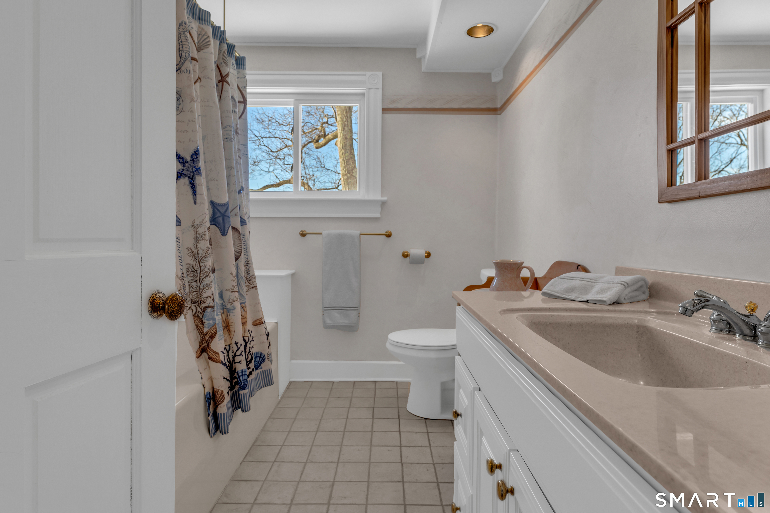 178 West Main Street Clinton CT 06413