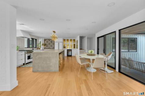 5 Windsor Road North Haven CT 06473