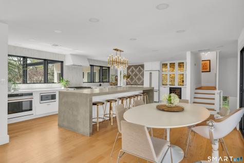 5 Windsor Road North Haven CT 06473