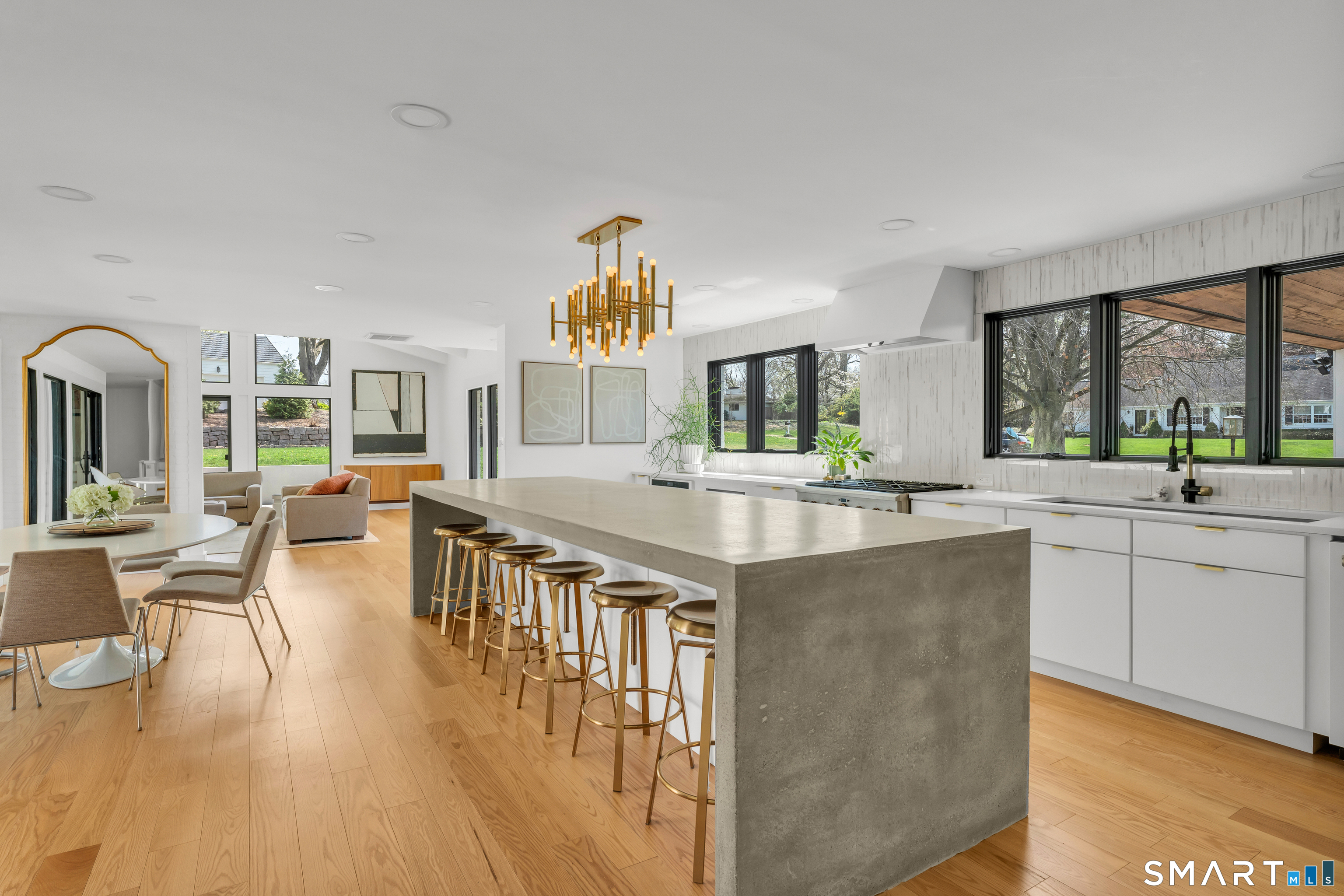 5 Windsor Road North Haven CT 06473