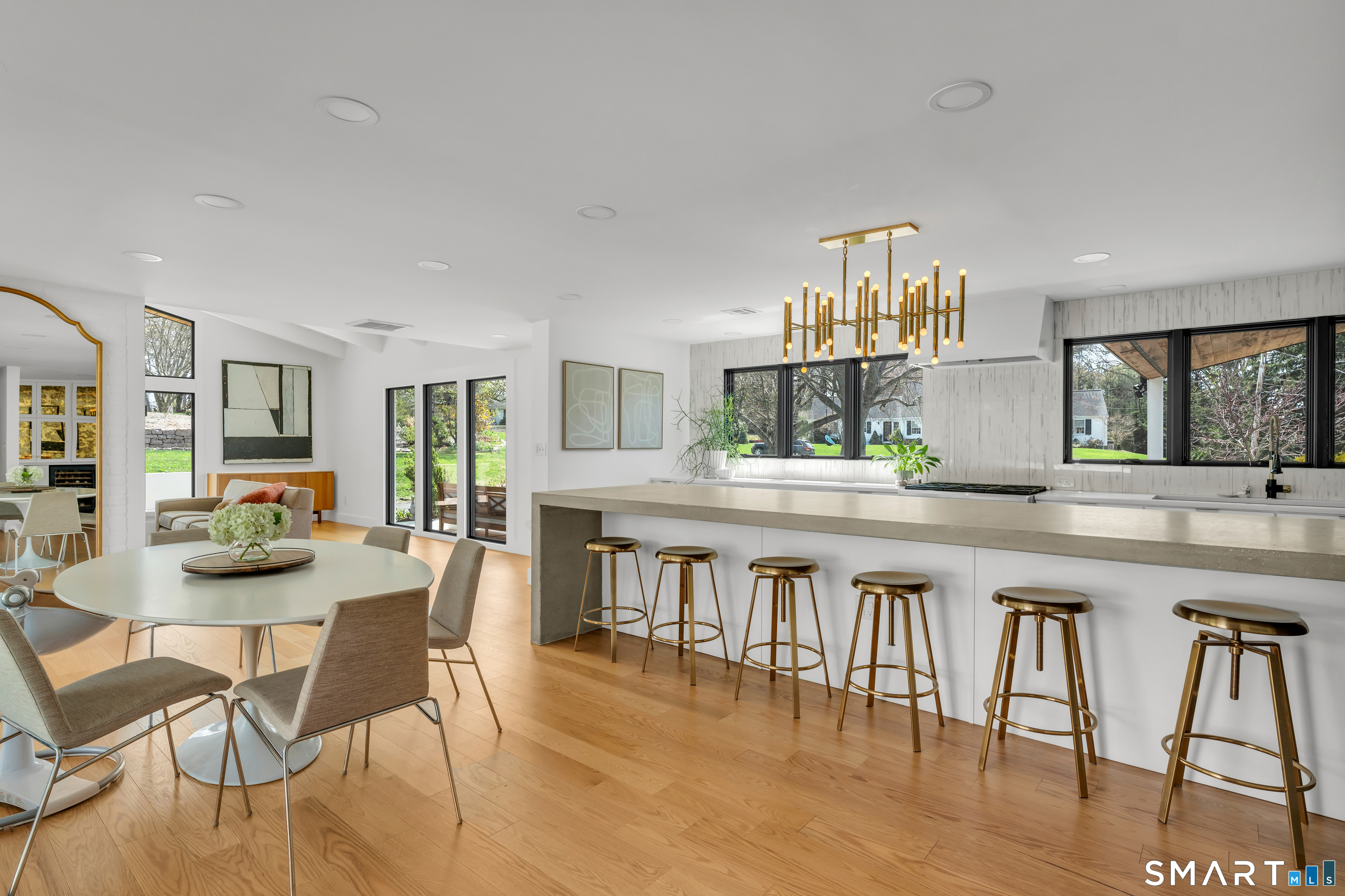 5 Windsor Road North Haven CT 06473