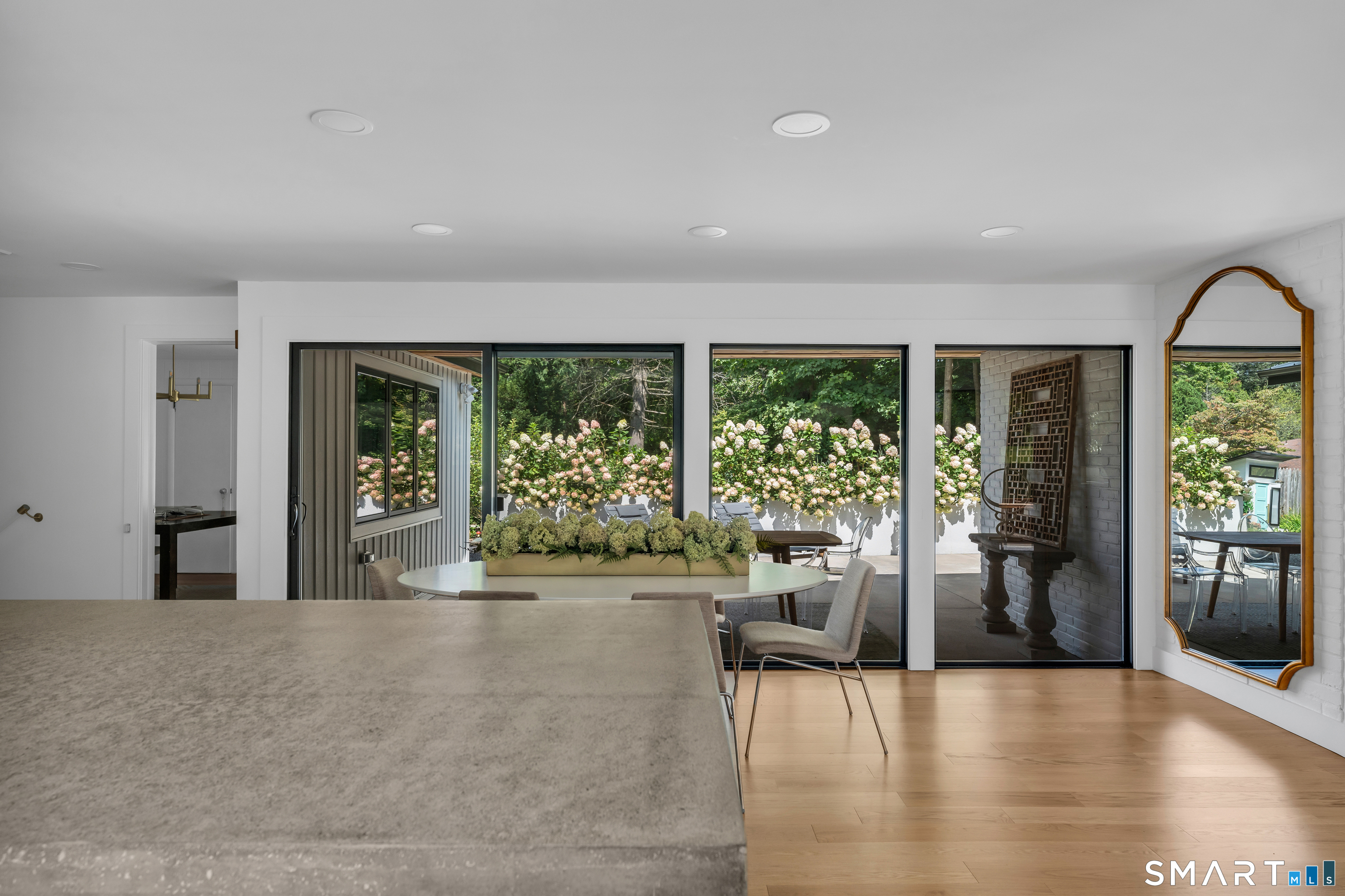 5 Windsor Road North Haven CT 06473