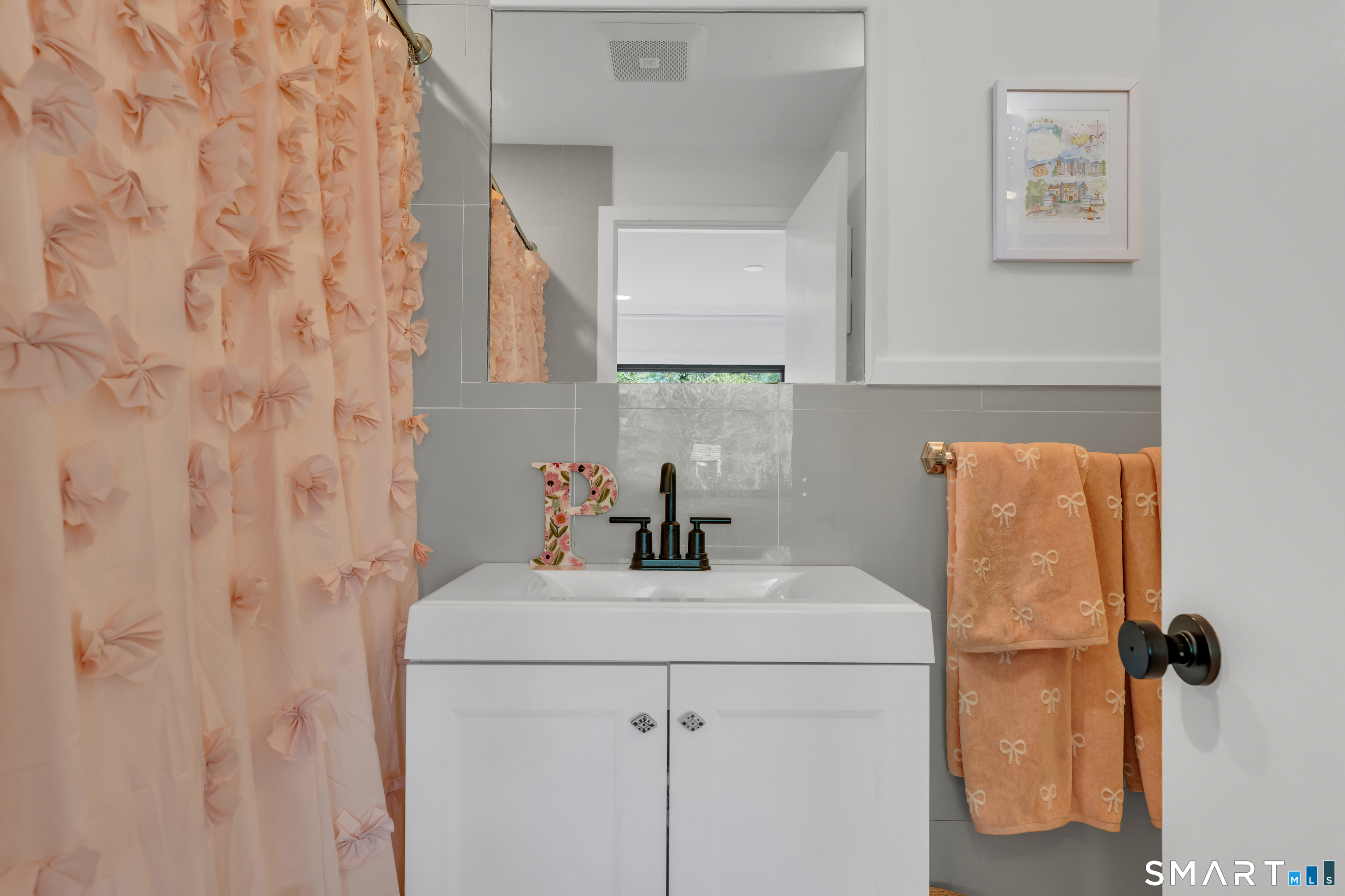 5 Windsor Road North Haven CT 06473