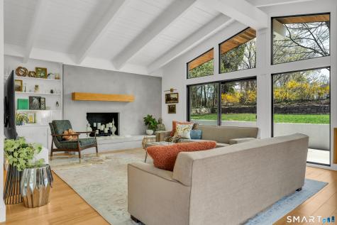 5 Windsor Road North Haven CT 06473