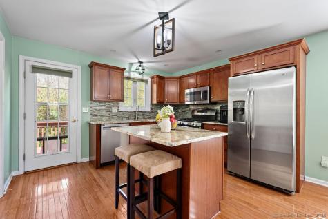 6 Elizabeth Lane Vernon CT 06066