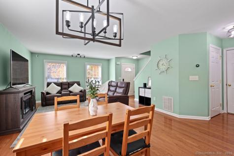 6 Elizabeth Lane Vernon CT 06066