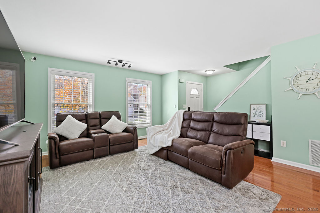 6 Elizabeth Lane Vernon CT 06066