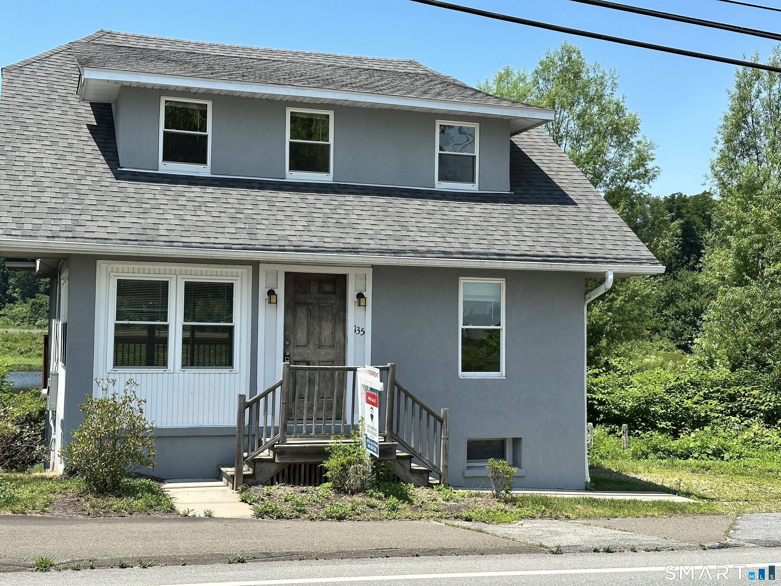 135 Middlesex Avenue Chester CT 06412
