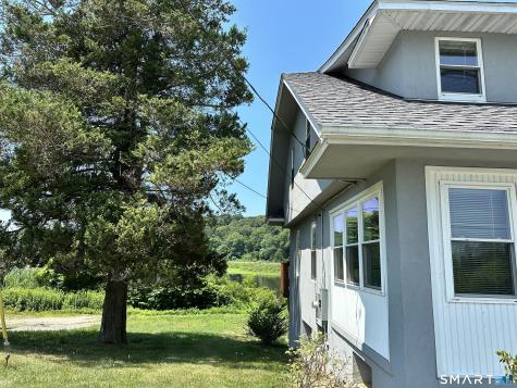 135 Middlesex Avenue Chester CT 06412