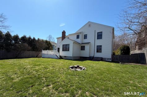 1822 Stratfield Road Fairfield CT 06825