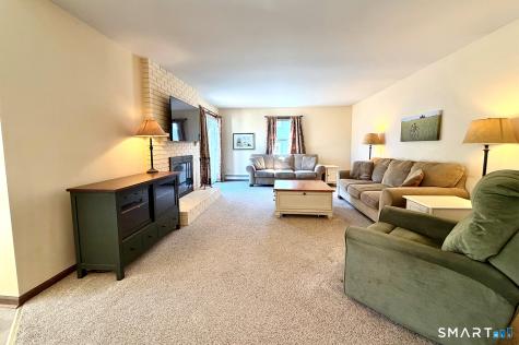 1822 Stratfield Road Fairfield CT 06825