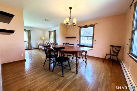 1822 Stratfield Road Fairfield CT 06825