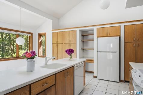 53 Summer Hill Road Madison CT 06443