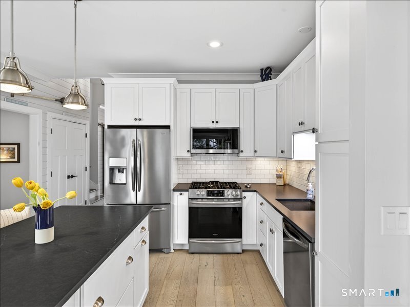 27 Jerome Road New London CT 06320